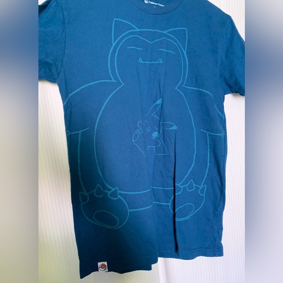 Pokemon Center - Snorlax And Pikachu Blue On Blue Tshirt - Medium - Picture 3 of 9